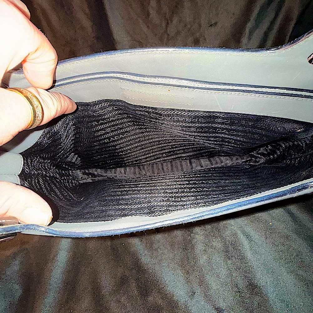 Grey vintage Prada acrylic handles. - Picture 6 of 10